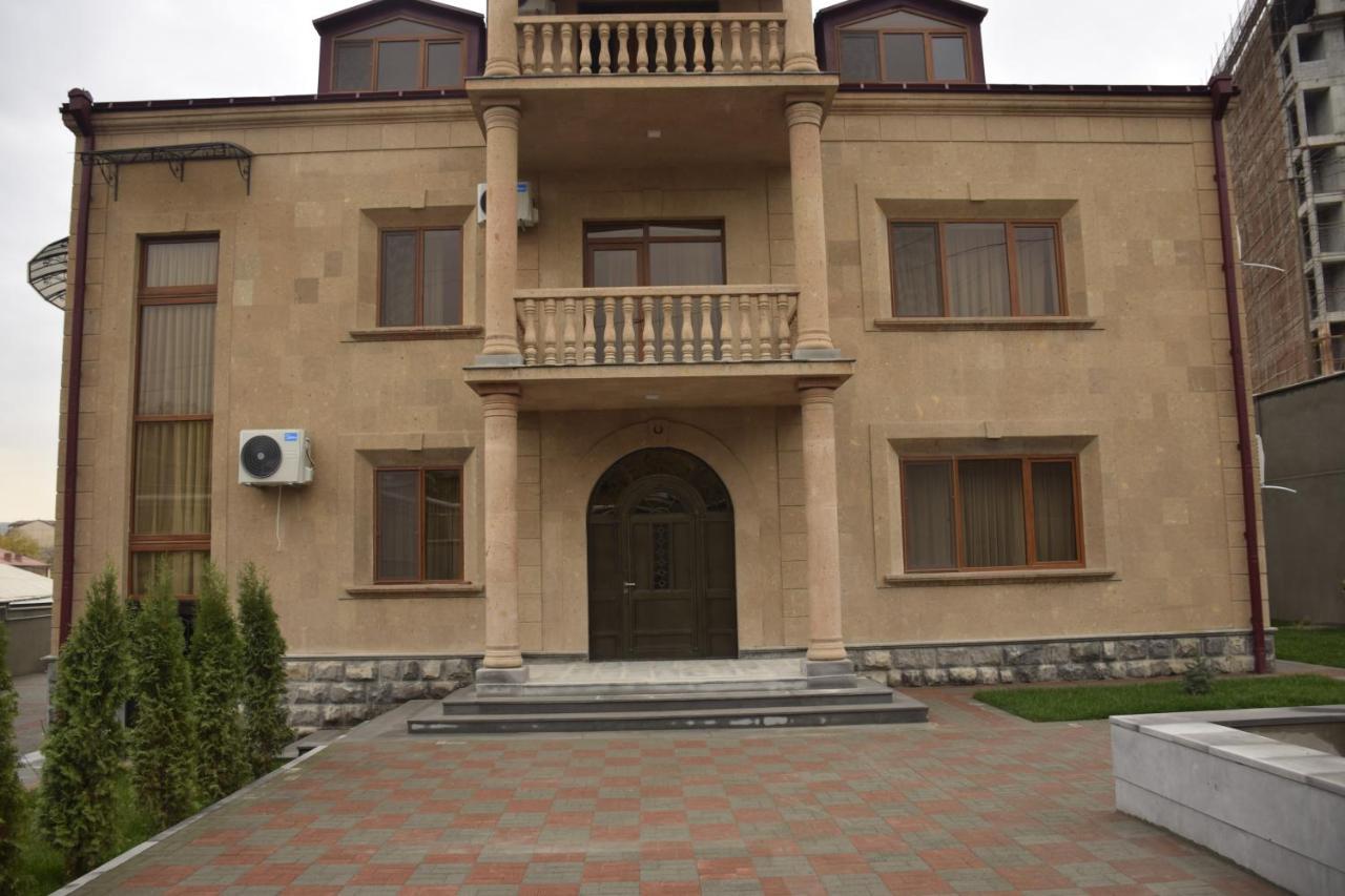 Afa Hotel & Guest House Yerevan Exterior photo