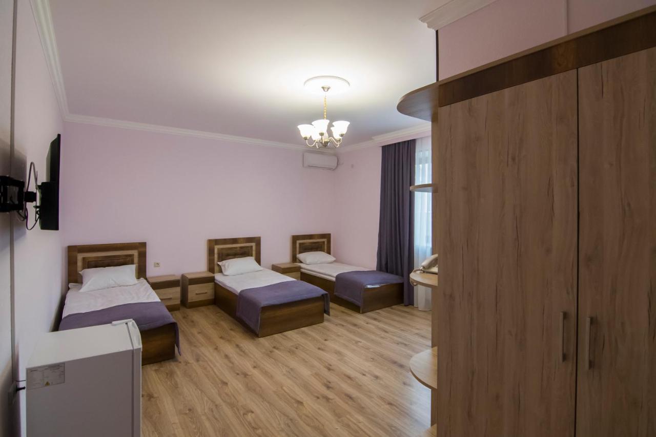 Afa Hotel & Guest House Yerevan Exterior photo