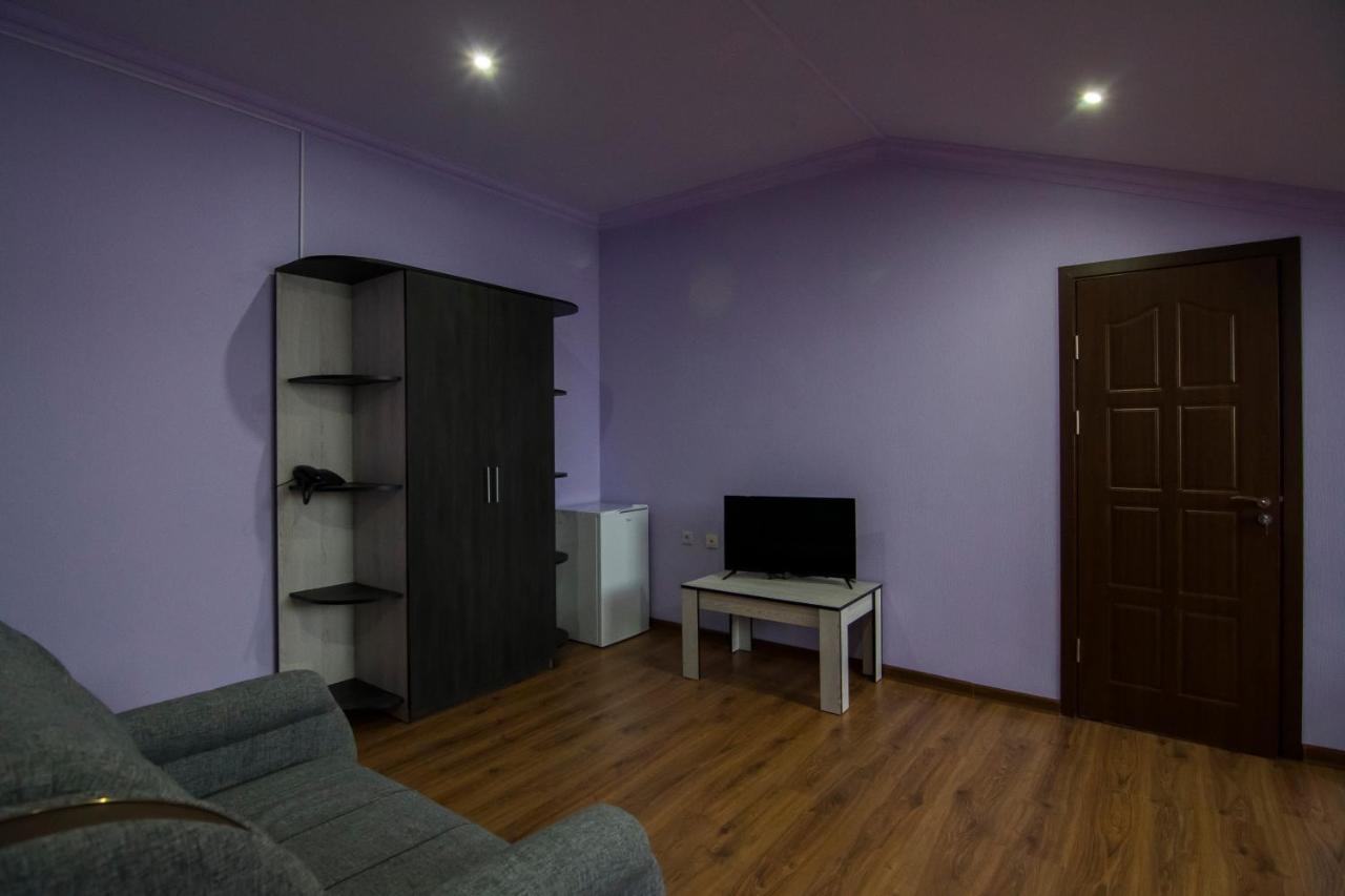 Afa Hotel & Guest House Yerevan Exterior photo