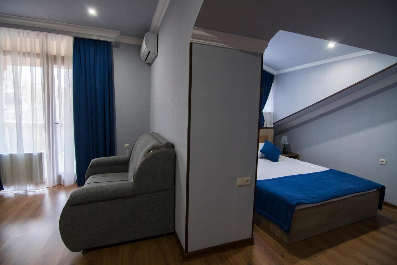 Afa Hotel & Guest House Yerevan Exterior photo