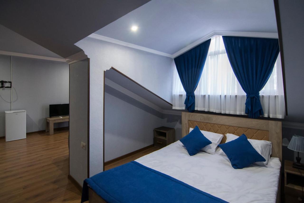 Afa Hotel & Guest House Yerevan Exterior photo
