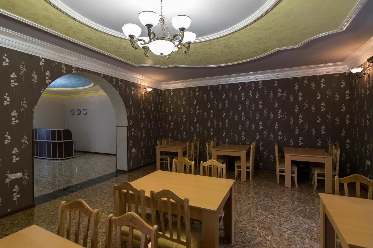 Afa Hotel & Guest House Yerevan Exterior photo